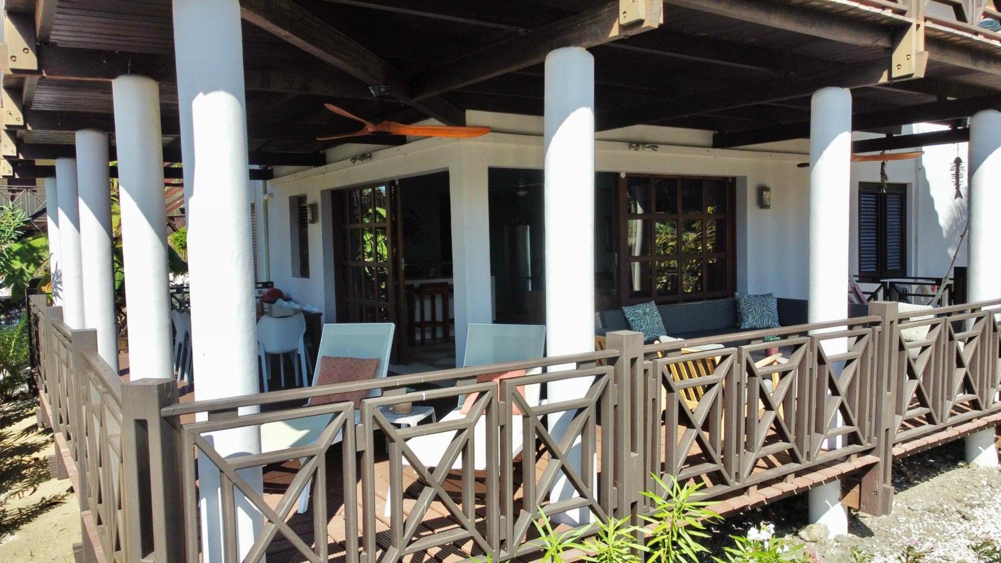 Blue Bay Beach Villas & Apartments Exterior photo