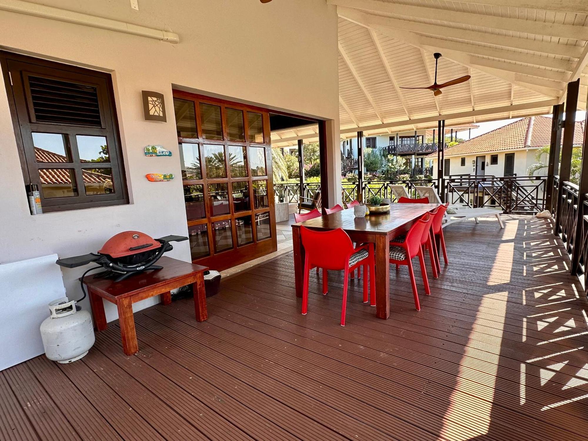 Blue Bay Beach Villas & Apartments Exterior photo