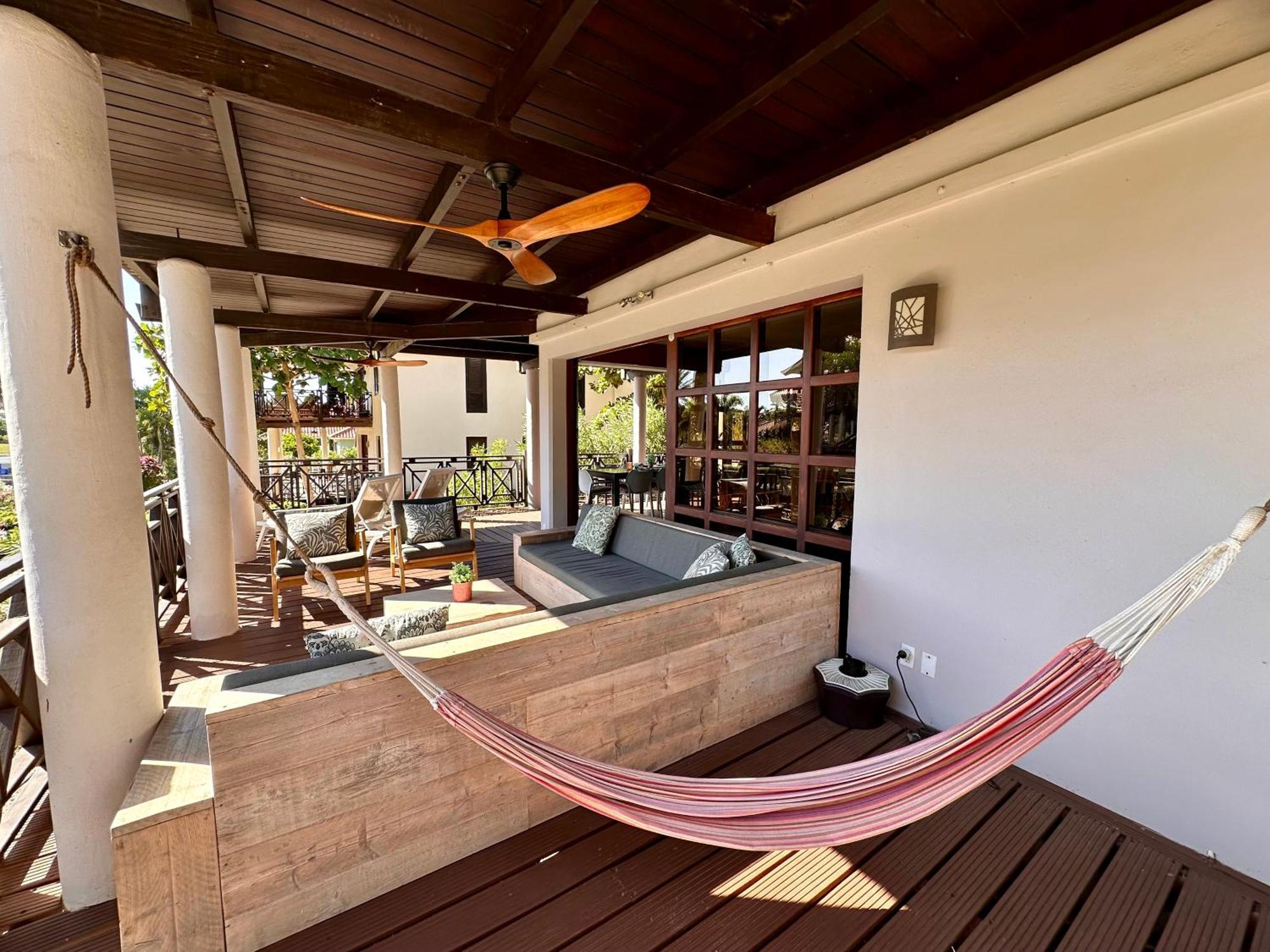 Blue Bay Beach Villas & Apartments Exterior photo