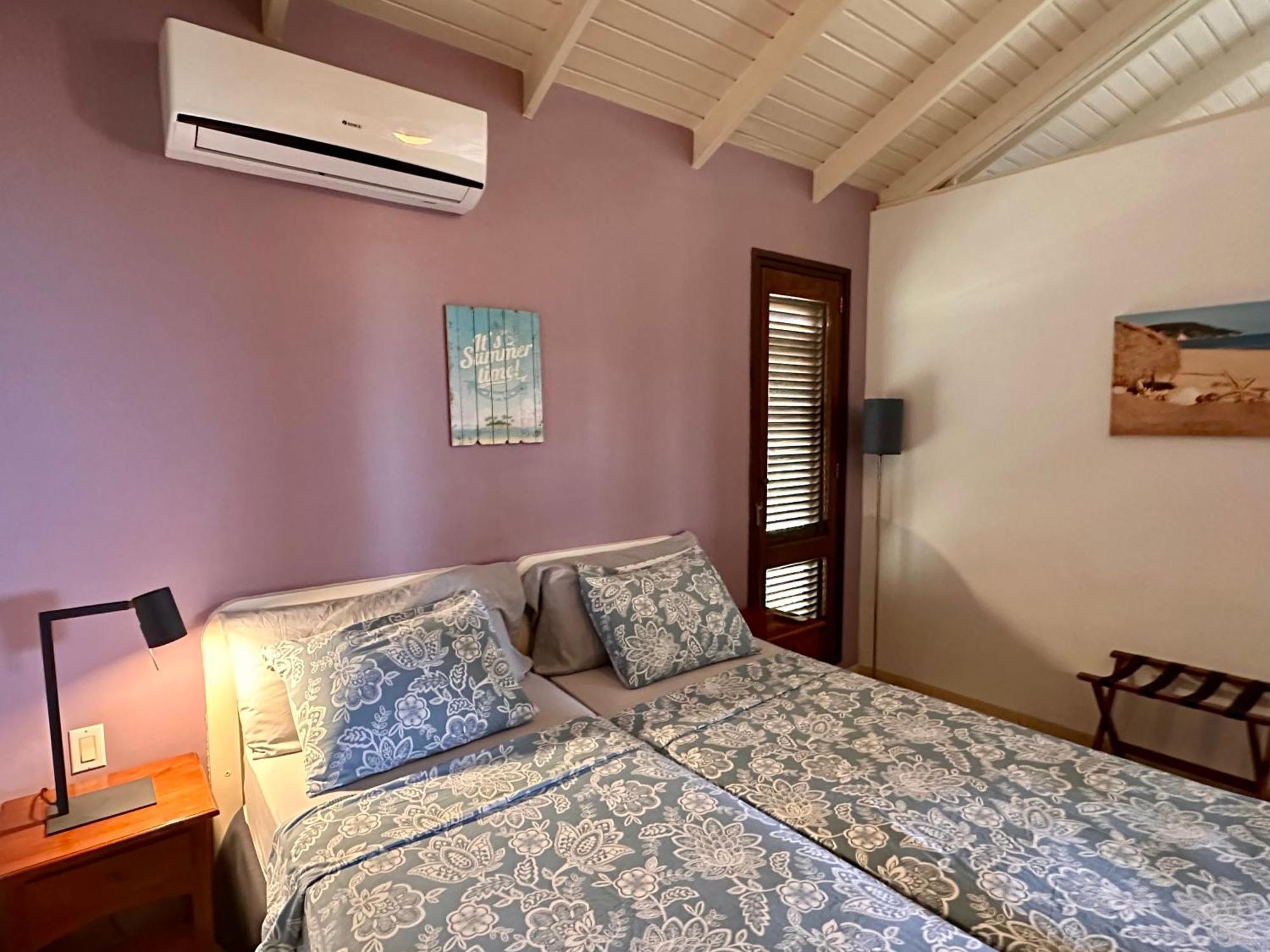 Blue Bay Beach Villas & Apartments Exterior photo